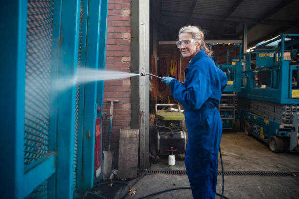 Best Garage Pressure Washing  in Roseau, MN
