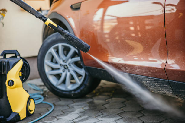 Best Commercial Pressure Washing  in Roseau, MN